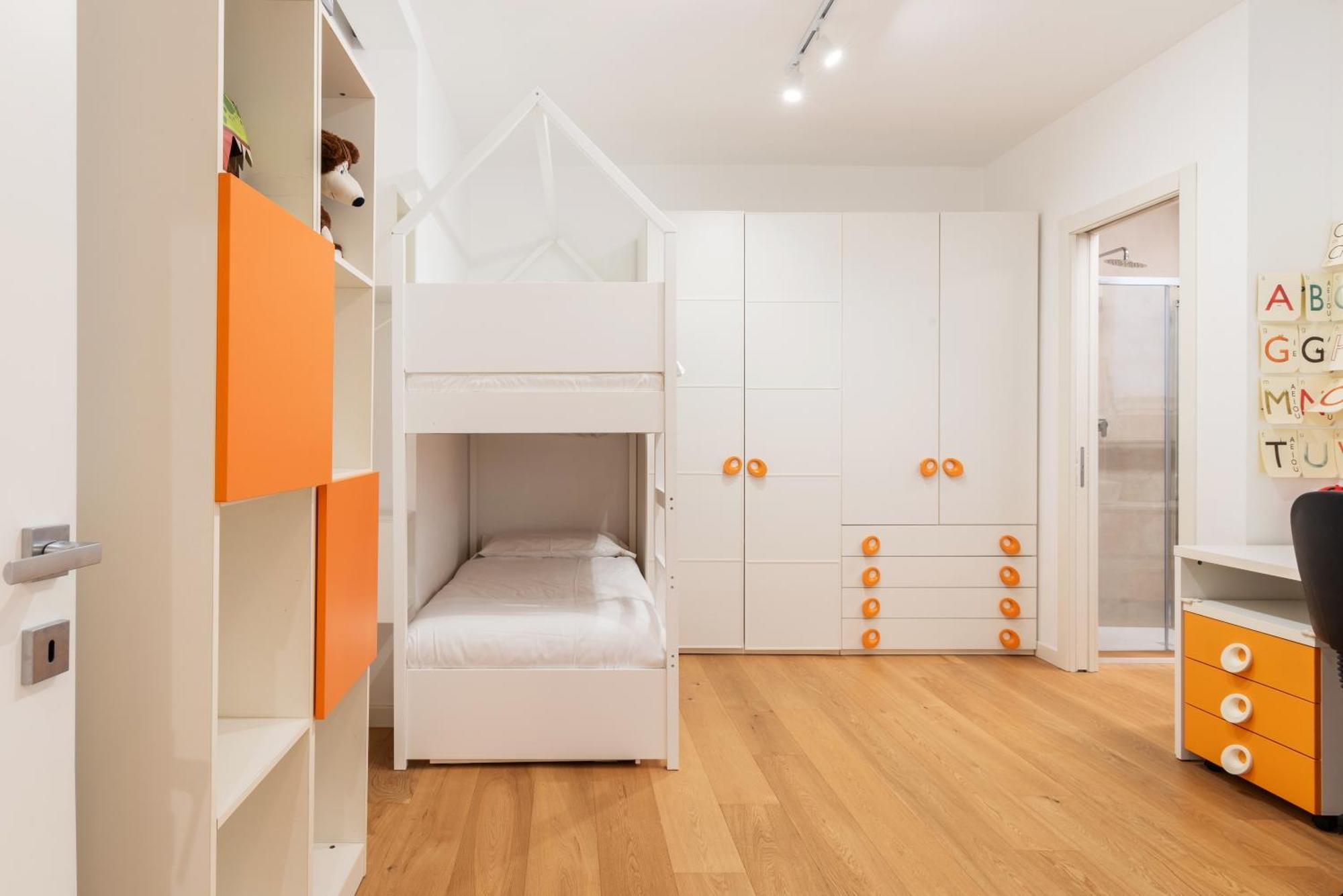 Splendido Trilocale A Milano: Comfort E Stile